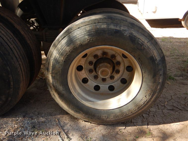 image for item DK6997 2017 Armor Lite SHD32  end dump trailer