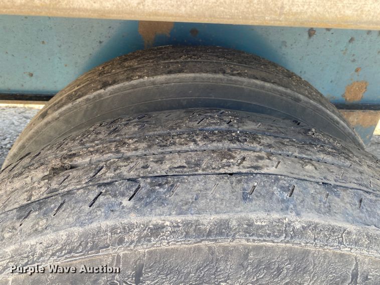 image for item DM4094 2003 Utility Trailer MFG FLBD  flatbed trailer