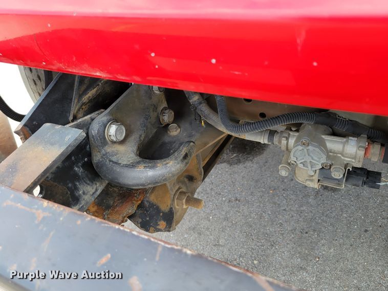 image for item DM8011 2004 Chevrolet C7500  Crew Cab flatbed truck