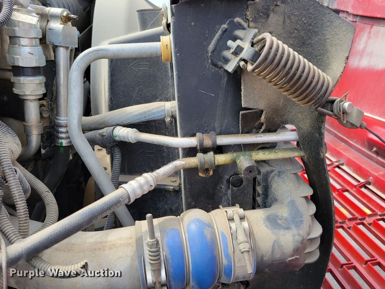 image for item DM8011 2004 Chevrolet C7500  Crew Cab flatbed truck