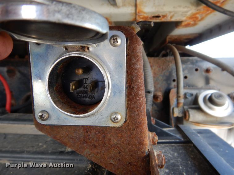 image for item DO1507 2007 Hino 308  truck cab and chassis