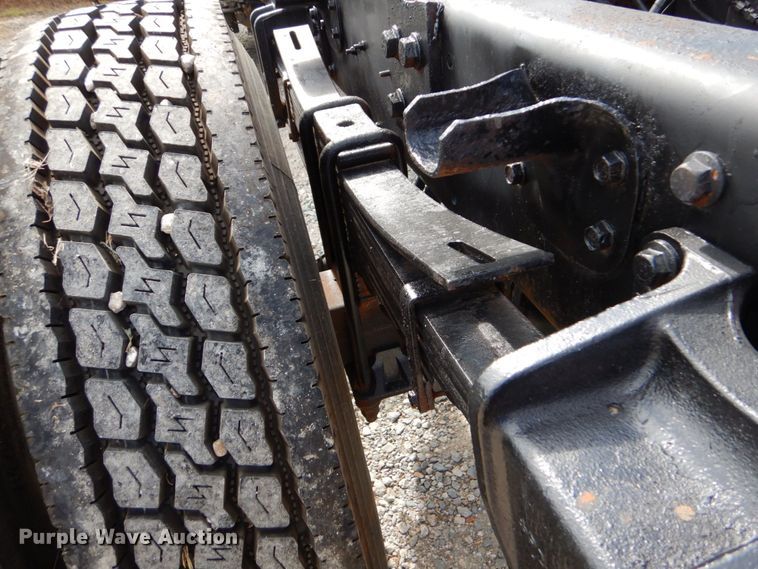 image for item DO1507 2007 Hino 308  truck cab and chassis