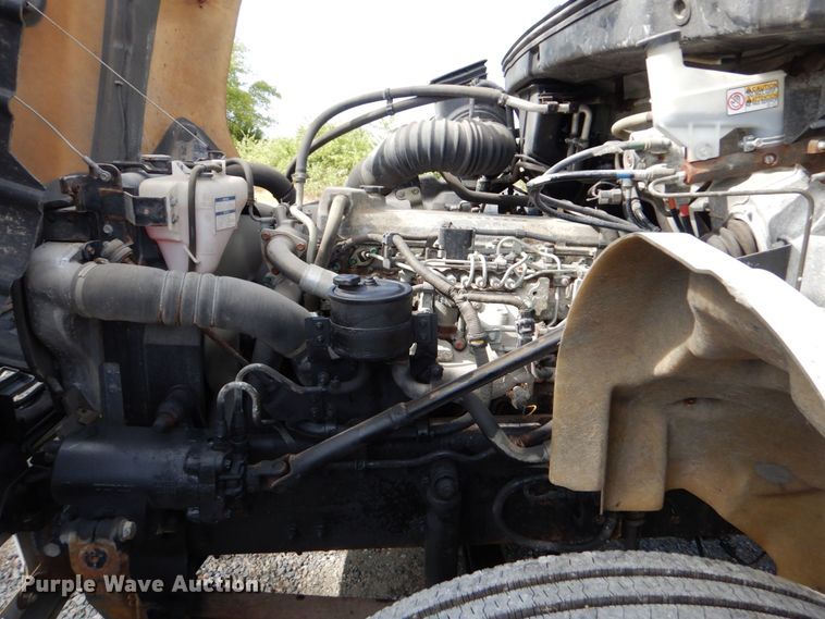 image for item DO1507 2007 Hino 308  truck cab and chassis