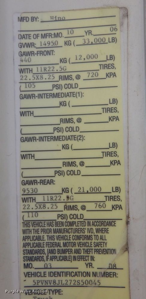 image for item DO1507 2007 Hino 308  truck cab and chassis