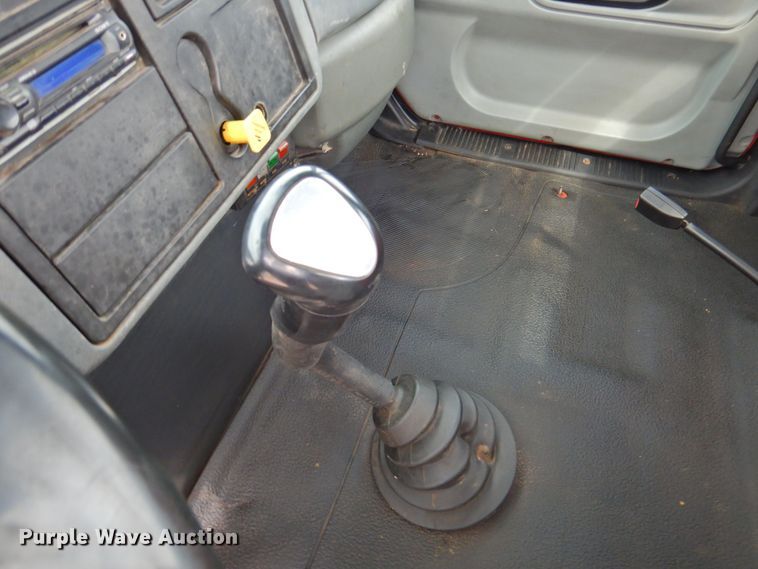 image for item DP4820 2003 International 4300  dump flatbed truck