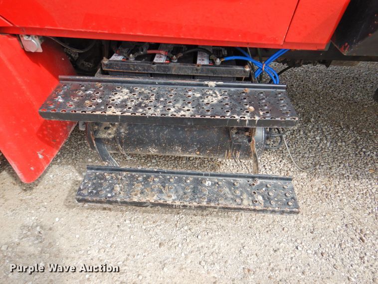 image for item DP4820 2003 International 4300  dump flatbed truck