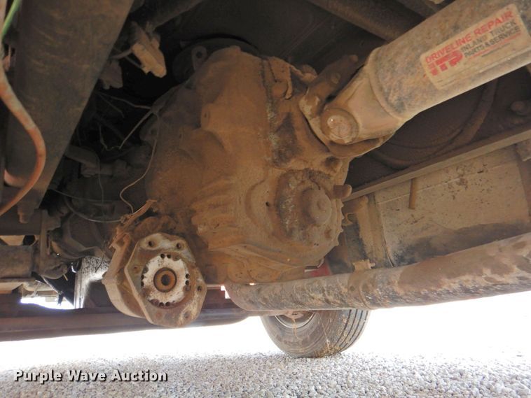 image for item DP4820 2003 International 4300  dump flatbed truck