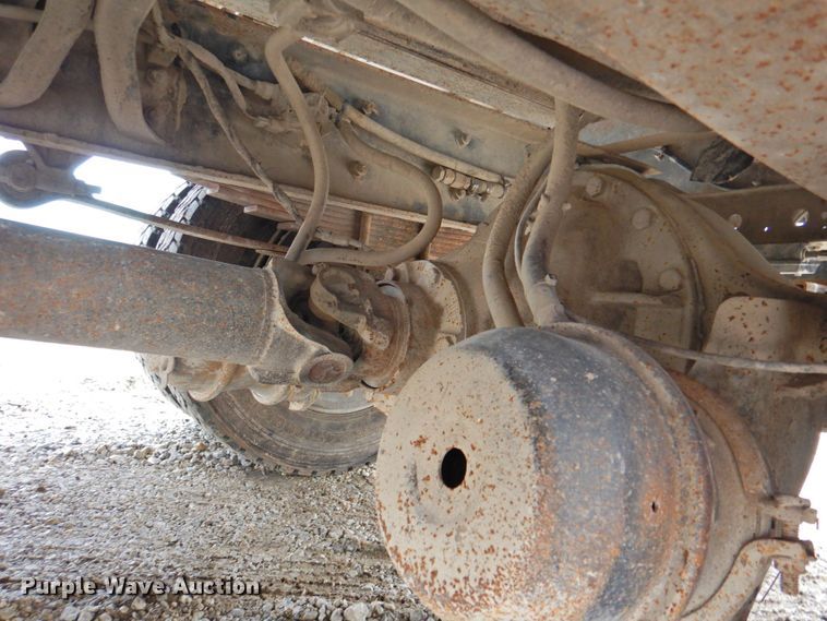 image for item DP4820 2003 International 4300  dump flatbed truck