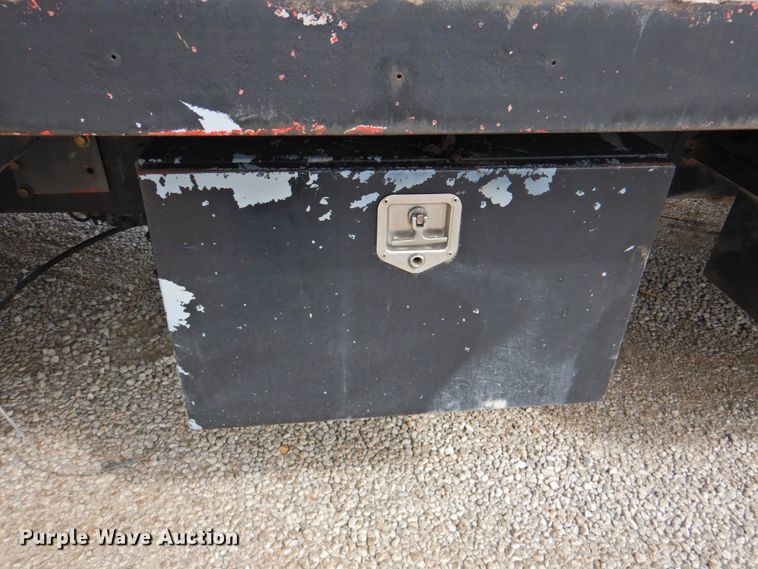 image for item DP4820 2003 International 4300  dump flatbed truck