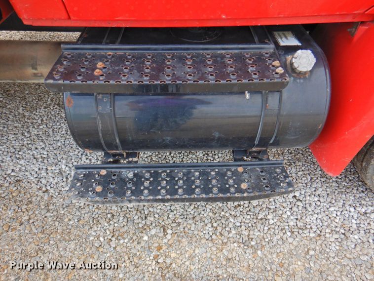 image for item DP4820 2003 International 4300  dump flatbed truck