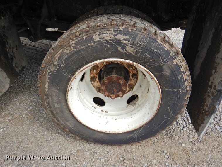 image for item DP4820 2003 International 4300  dump flatbed truck