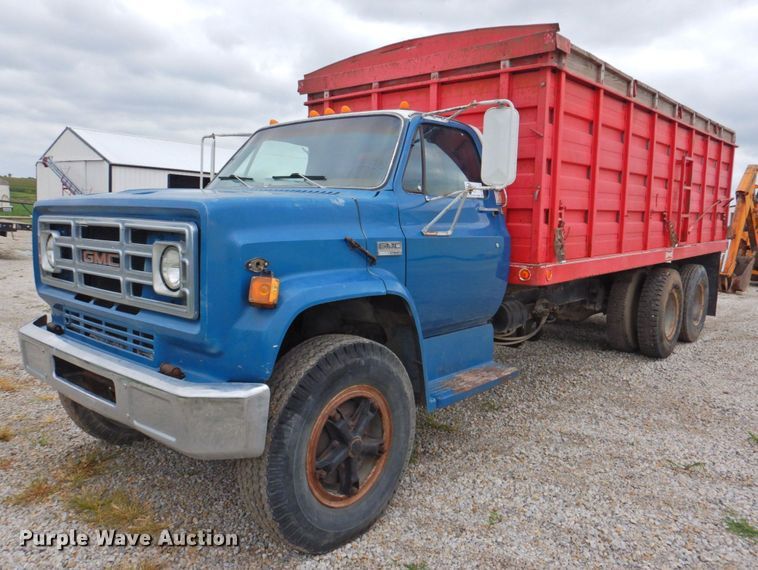 image for item DP4822 1977 GMC 6500  grain truck