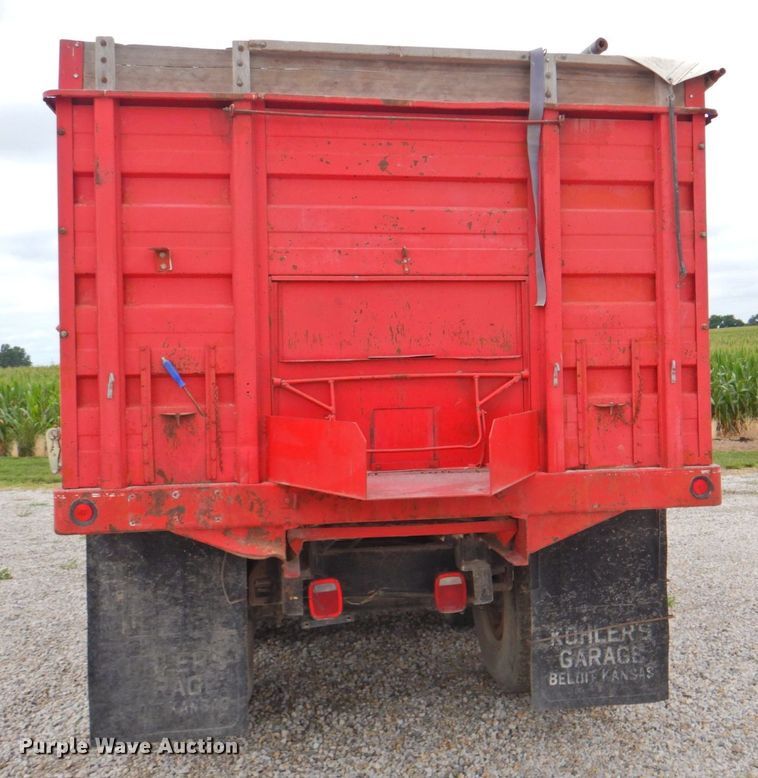 image for item DP4822 1977 GMC 6500  grain truck