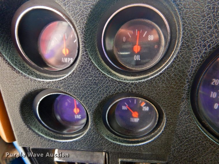 image for item DP4822 1977 GMC 6500  grain truck