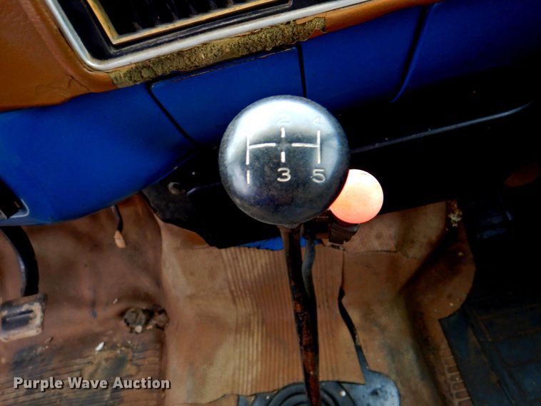 image for item DP4822 1977 GMC 6500  grain truck