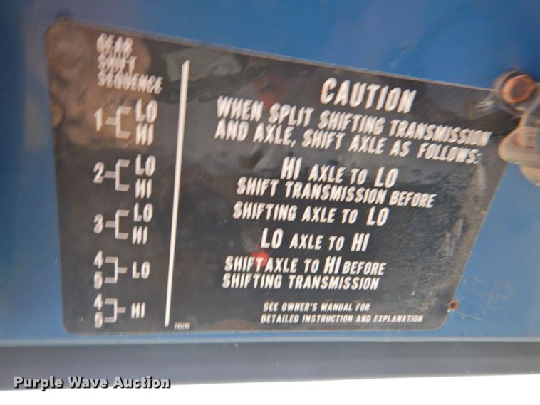 image for item DP4822 1977 GMC 6500  grain truck