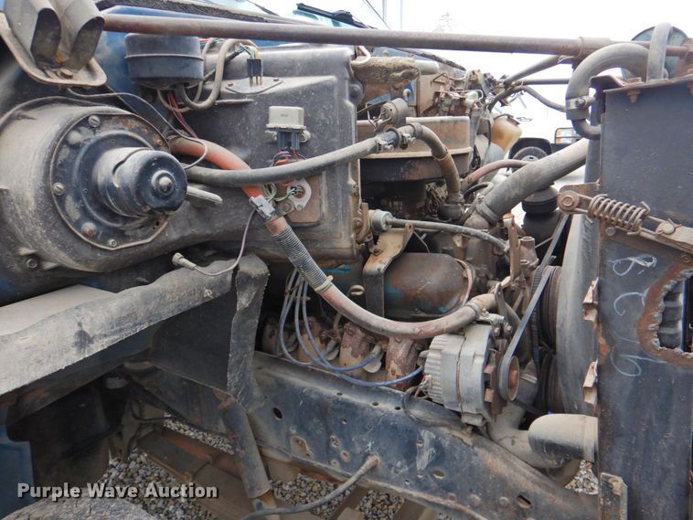 image for item DP4822 1977 GMC 6500  grain truck