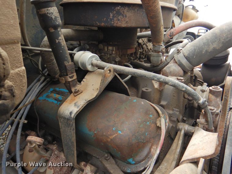 image for item DP4822 1977 GMC 6500  grain truck