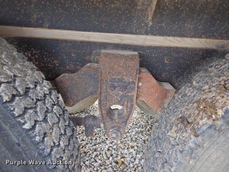 image for item DP4822 1977 GMC 6500  grain truck