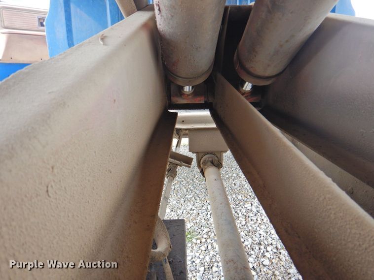 image for item DP4822 1977 GMC 6500  grain truck