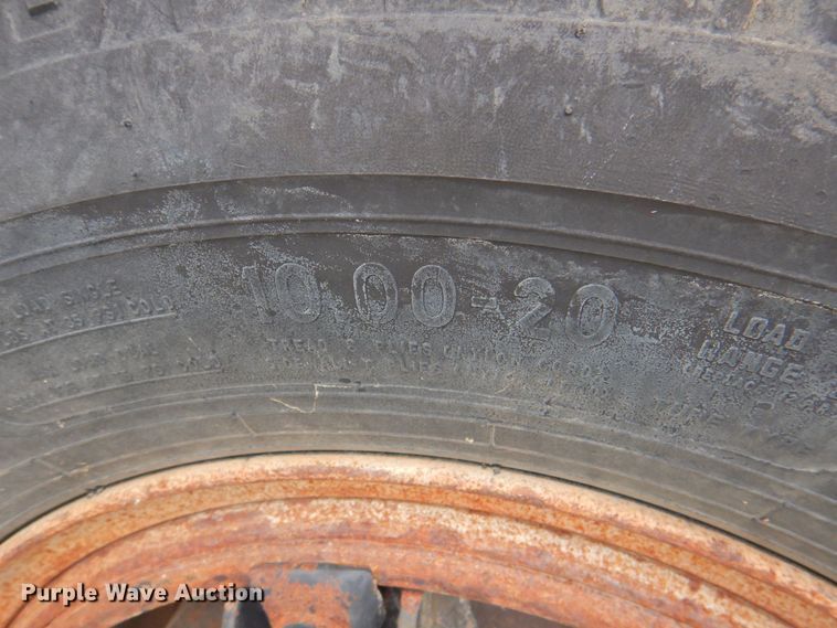 image for item DP4822 1977 GMC 6500  grain truck