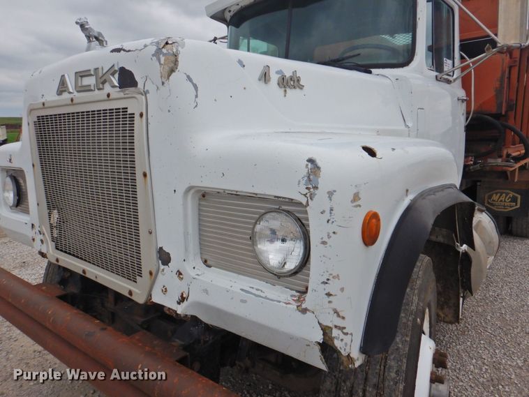 image for item DP4823 1990 Mack RD690S  manure spreader truck