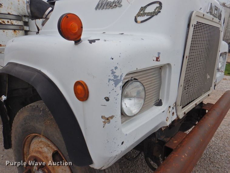 image for item DP4823 1990 Mack RD690S  manure spreader truck