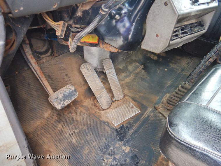 image for item DP4823 1990 Mack RD690S  manure spreader truck