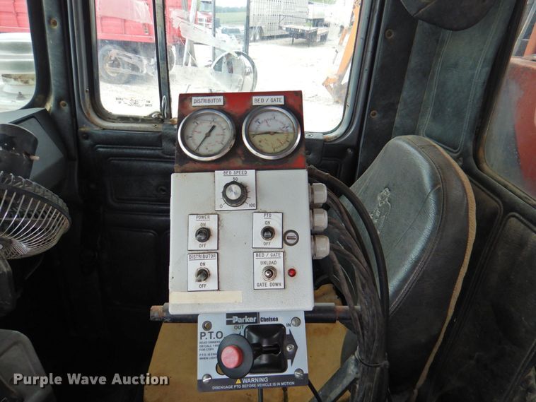 image for item DP4823 1990 Mack RD690S  manure spreader truck