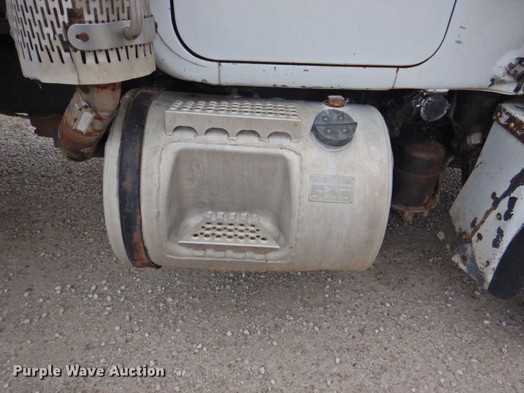 image for item DP4823 1990 Mack RD690S  manure spreader truck