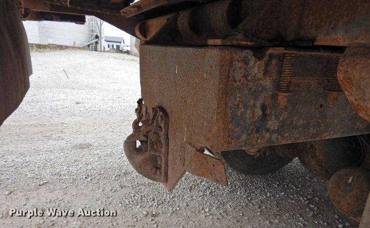 image for item DP4823 1990 Mack RD690S  manure spreader truck