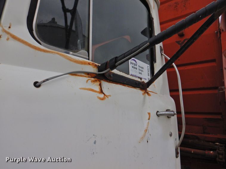 image for item DP4824 1989 Mack RD688SX  manure spreader truck