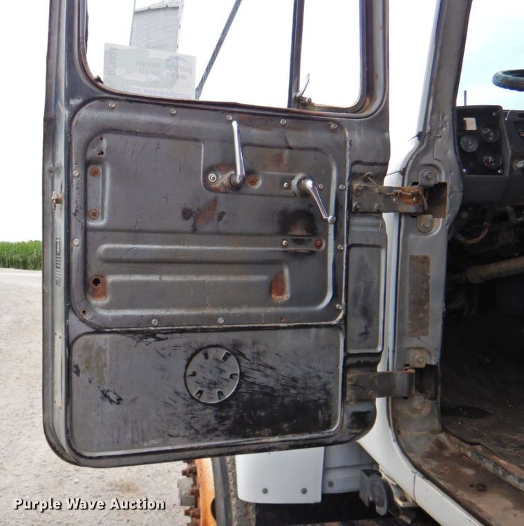 image for item DP4824 1989 Mack RD688SX  manure spreader truck