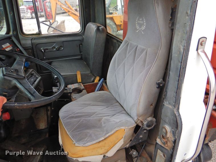 image for item DP4824 1989 Mack RD688SX  manure spreader truck