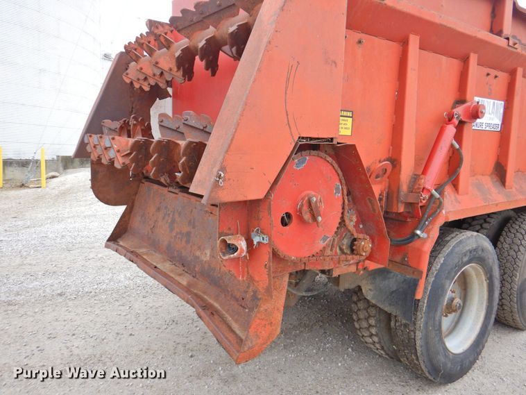 image for item DP4824 1989 Mack RD688SX  manure spreader truck