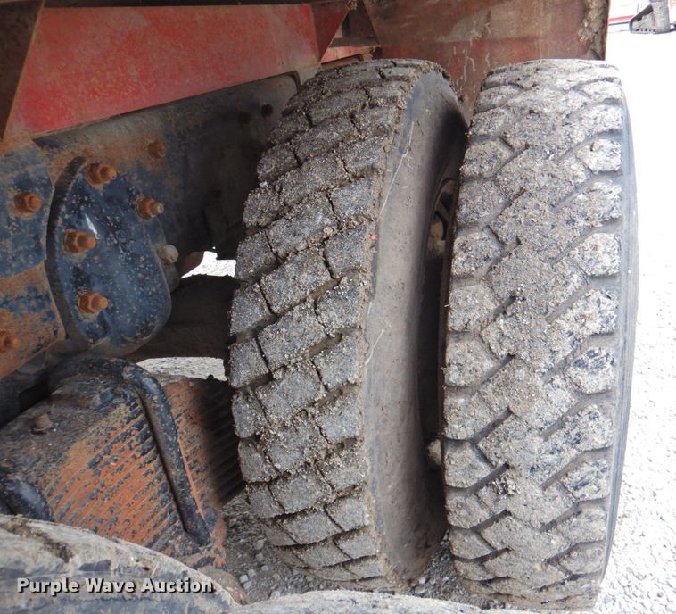 image for item DP4824 1989 Mack RD688SX  manure spreader truck