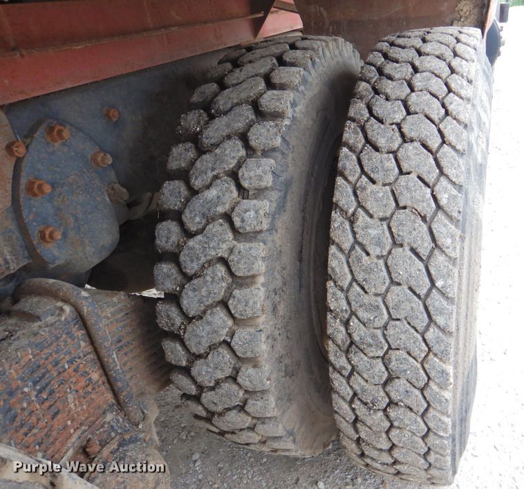 image for item DP4824 1989 Mack RD688SX  manure spreader truck