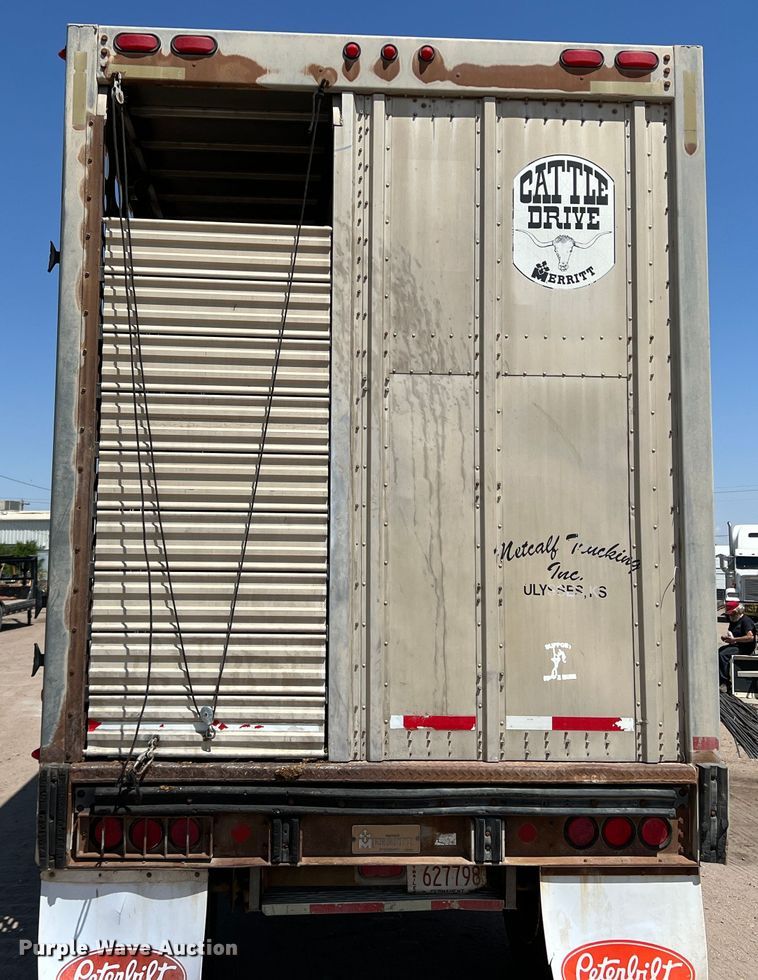 image for item DR1368 2005 Merritt  livestock trailer