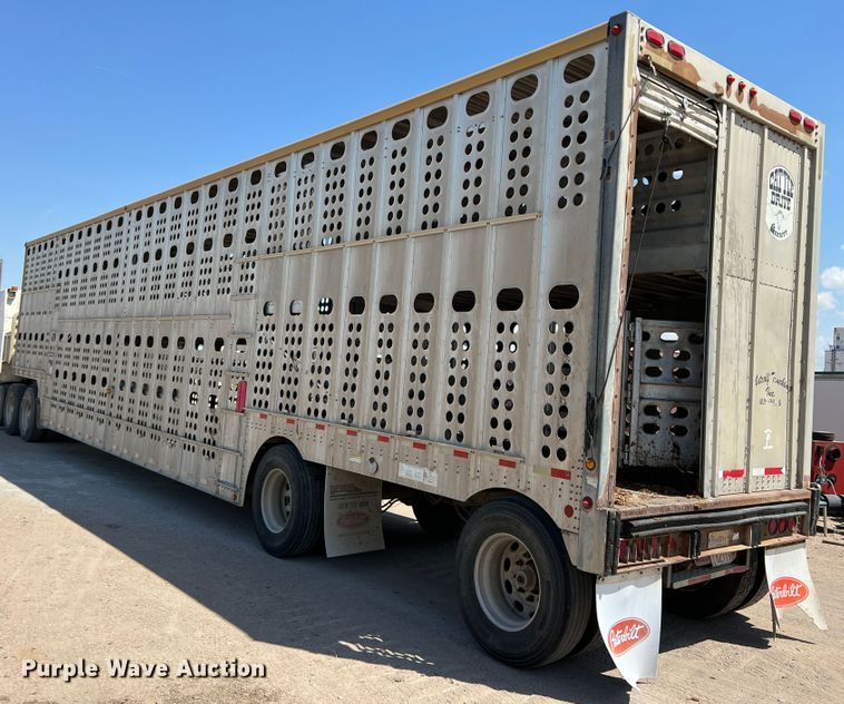 image for item DR1368 2005 Merritt  livestock trailer