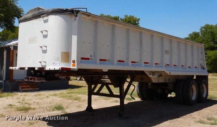 image for item DR1956 1995 Mate  end dump trailer