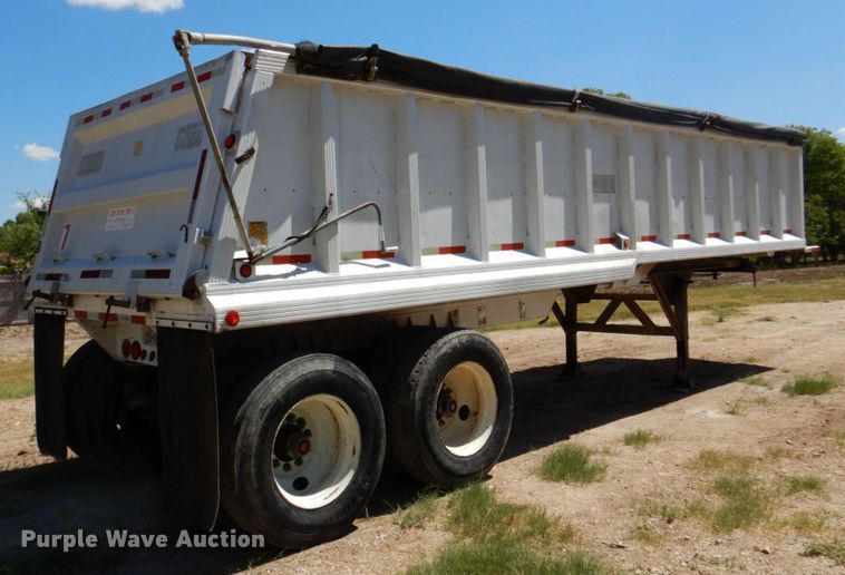 image for item DR1956 1995 Mate  end dump trailer