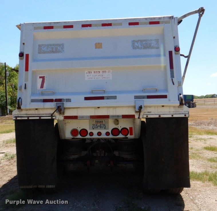 image for item DR1956 1995 Mate  end dump trailer