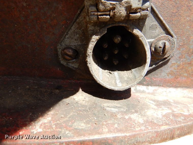 image for item DR1956 1995 Mate  end dump trailer