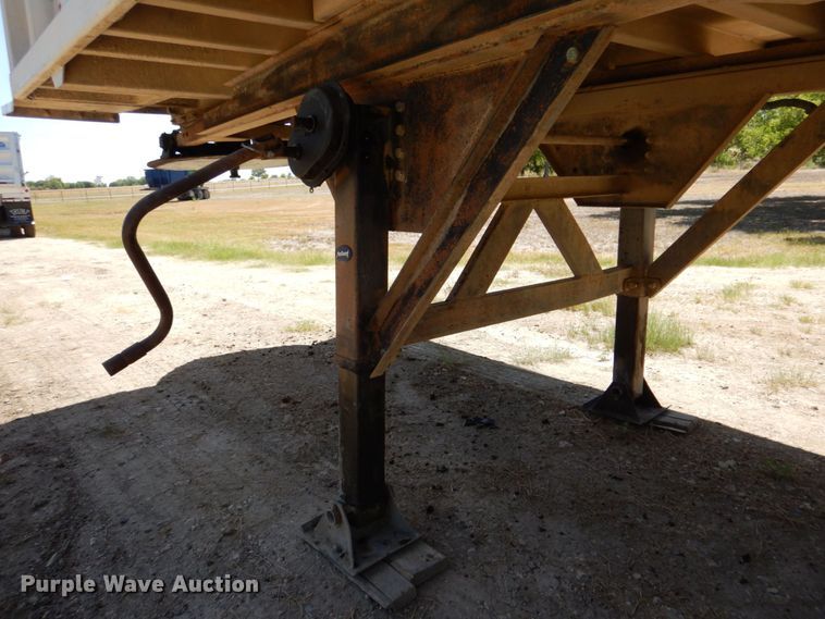 image for item DR1956 1995 Mate  end dump trailer