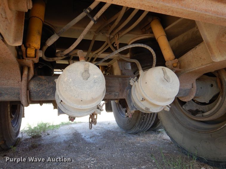 image for item DR1956 1995 Mate  end dump trailer