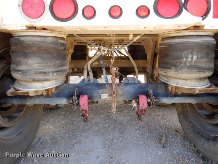 image for item DR1956 1995 Mate  end dump trailer