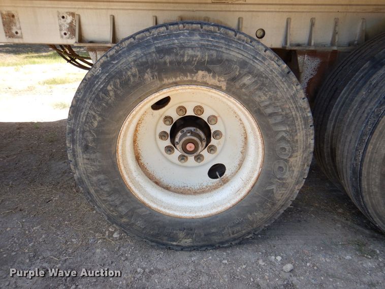 image for item DR1956 1995 Mate  end dump trailer