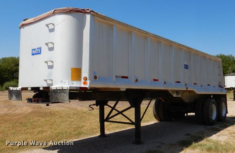 image for item DR1957 1996 Mate  end dump trailer