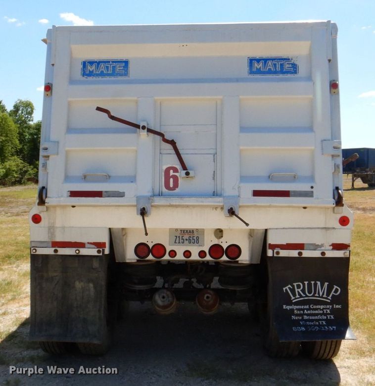 image for item DR1957 1996 Mate  end dump trailer