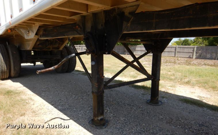 image for item DR1957 1996 Mate  end dump trailer
